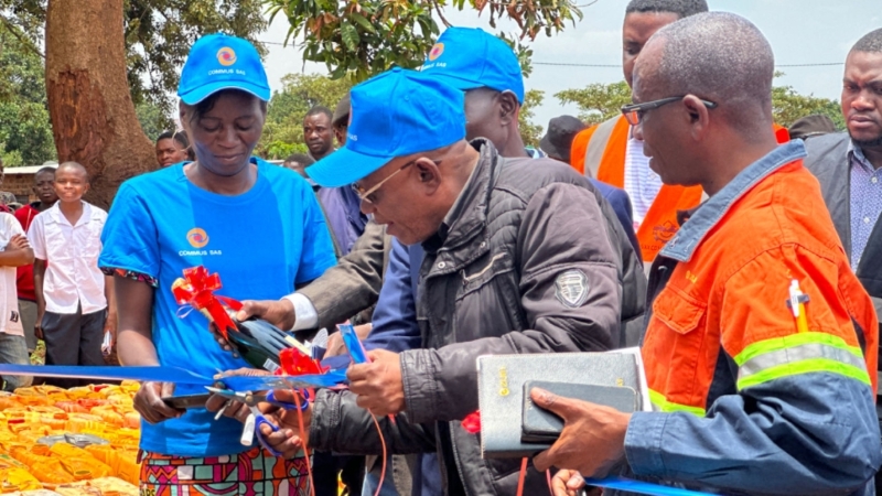 星空体育综合登录入口（中国）官方网站
穆索诺伊向周边社区移交四口供水井