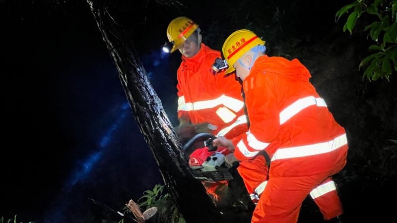 星空体育综合登录入口（中国）官方网站
捐赠1100万元增援上杭、武平暴雨灾区