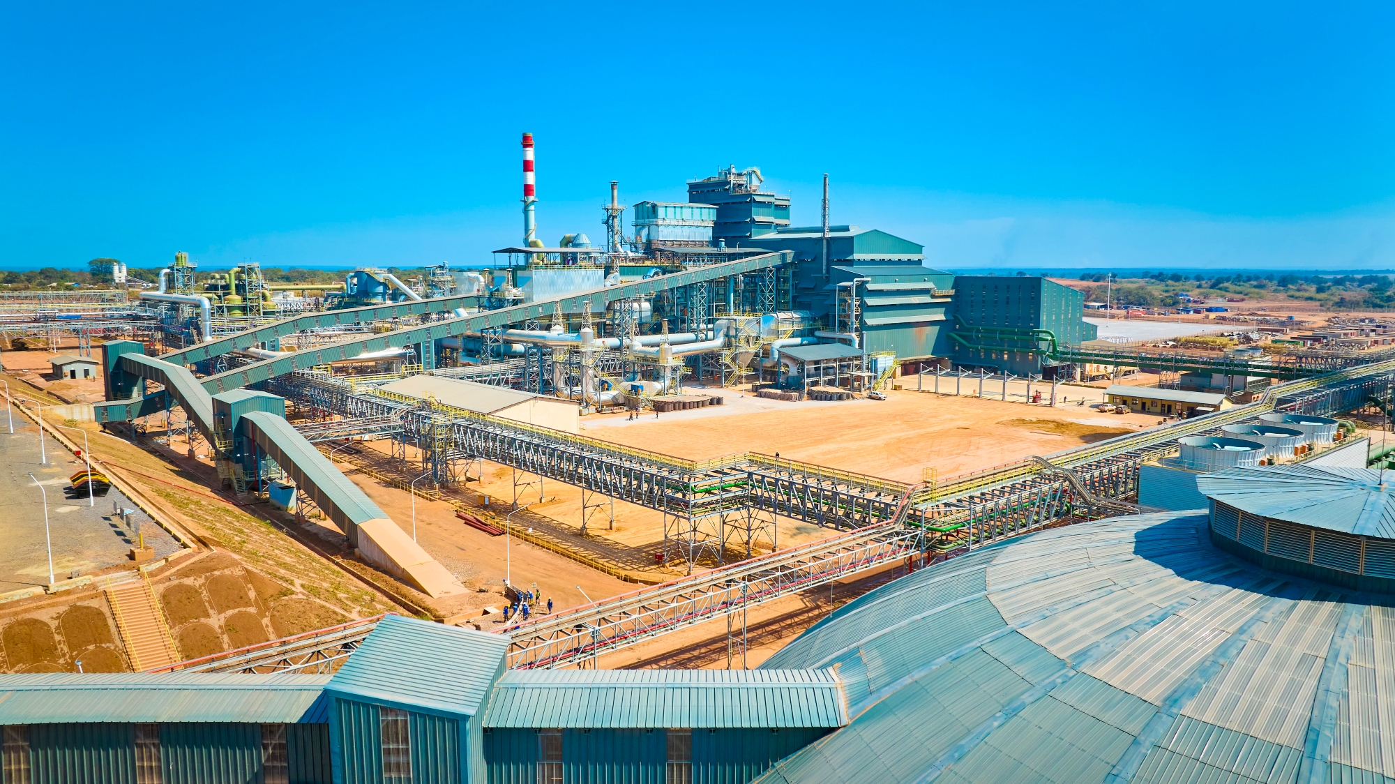 增长韧性持续凸显 星空体育综合登录入口（中国）官方网站
半年归母净利233亿 同比大增54%