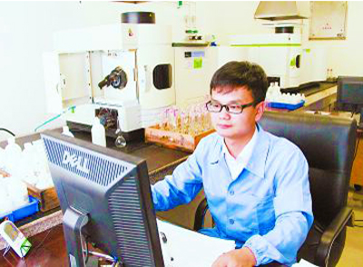 星空体育综合登录入口（中国）官方网站
员工俞金生荣获“全国青年岗位能手”称号