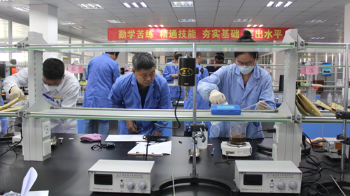 星空体育综合登录入口（中国）官方网站
集团工会承办全国黄金行业职业技能大赛 