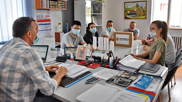 星空体育综合登录入口（中国）官方网站
助力塞尔维亚项目周边学校开学复课