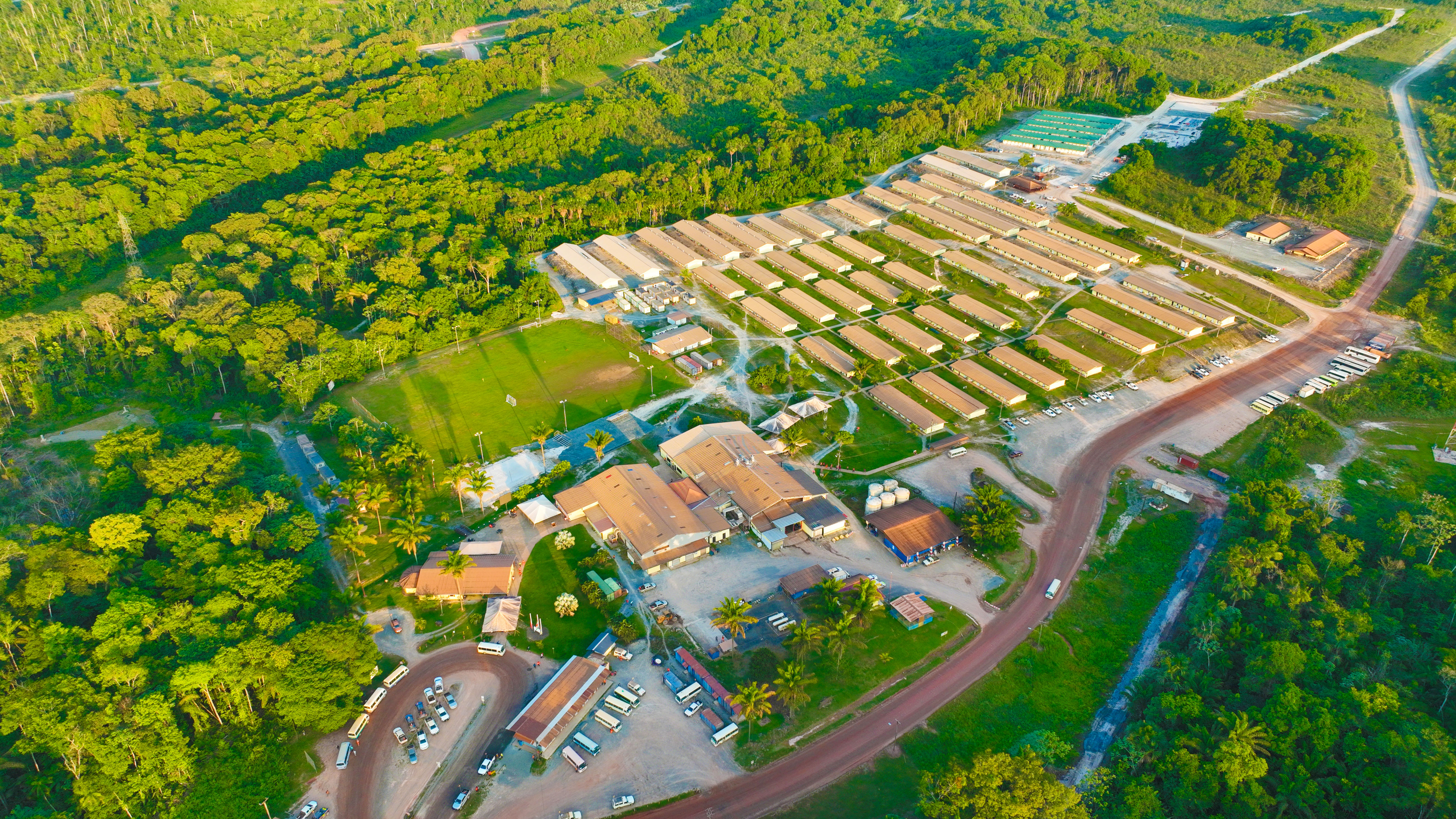 星空体育综合登录入口（中国）官方网站
发行25亿美元再融资，稳健助力五年新征程